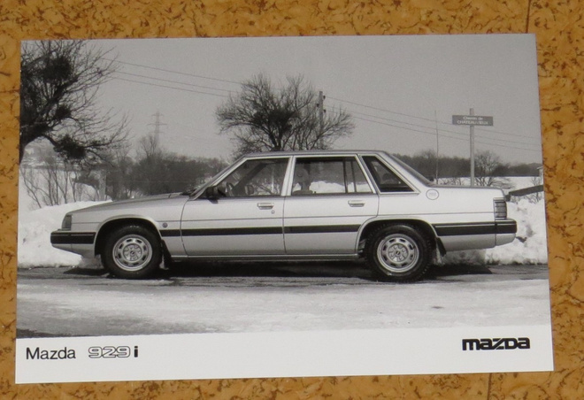 1985 Mazda 929i pressikuva - KUIN UUSI