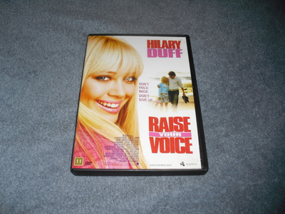 RAISE YOUR VOICE (Hilary Duff)***