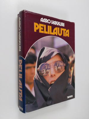 Aaro Vakkuri : Pelilauta