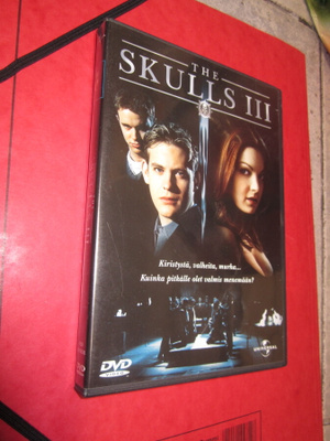 THE SKULLS III - SUOMIKANNET