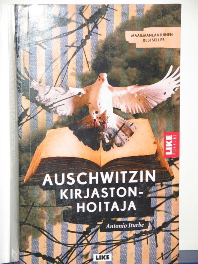 Antonio Iturbe : AUSCHWITZIN KIRJASTONHOITAJA