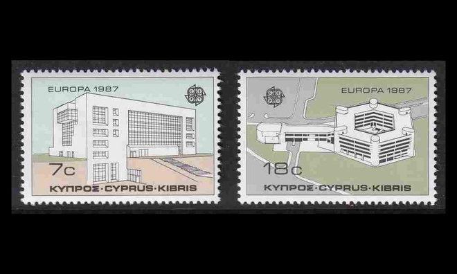 Kypros 681-2 ** Europa moderni arkkitehtuuri (1987)