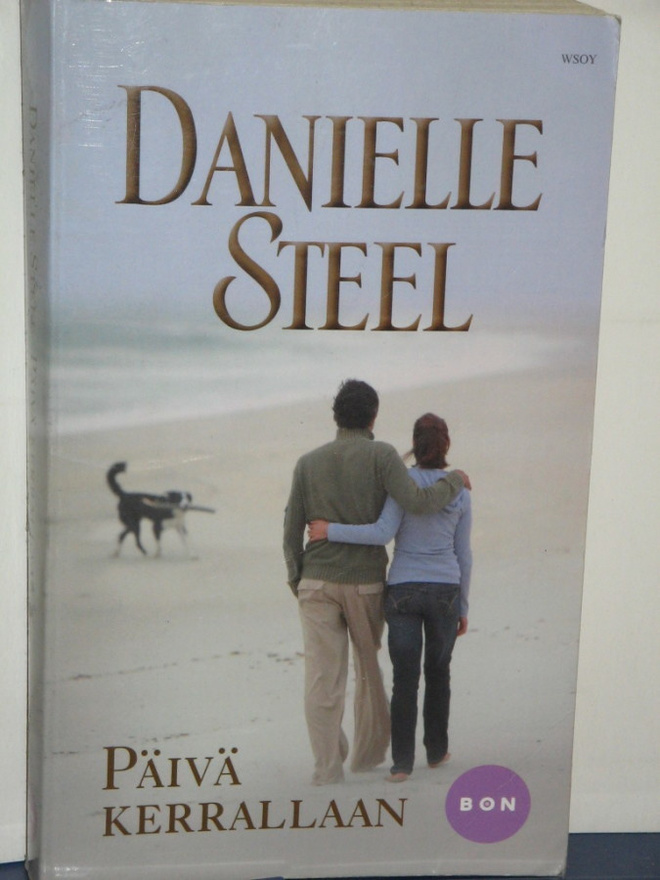 Danielle Steel : PÄIVÄ KERRALLAAN