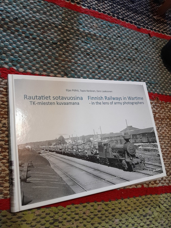 rautatiet sotavuosina tk miesten kuvaamana