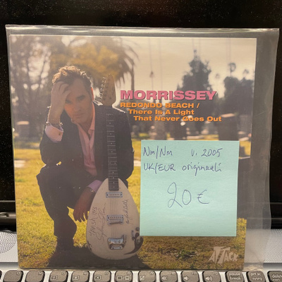 MORRISSEY - Redondo Beach / There Is A Light That Never Goes