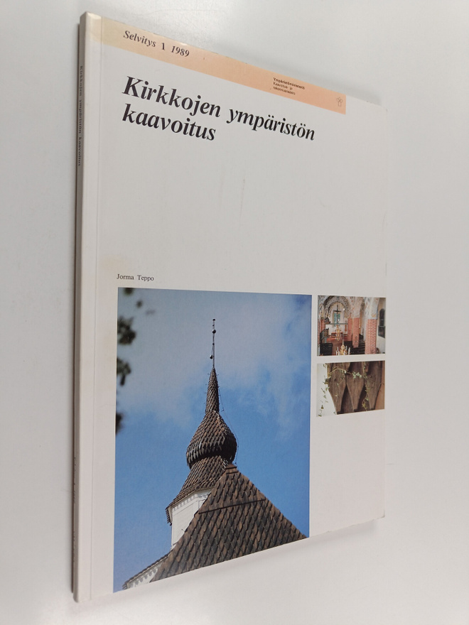Jorma Teppo : Kirkkojen ympäristön kaavoitus = Planläggni...