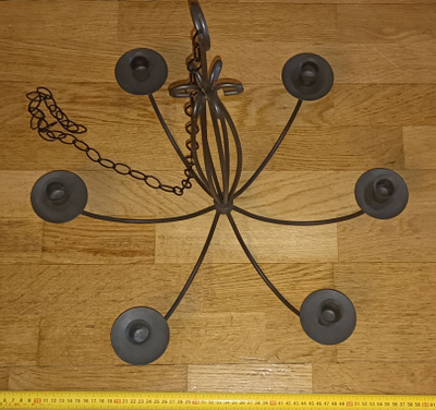 6-Haarainen Kattokynttelikkö