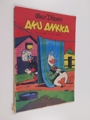 Walt Disney : Aku Ankka 5/1975