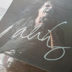 ALICE COOPER NIMIKIRJOITUS SANOMALEHTILEIKKEESSÄ - pikkukuva 2