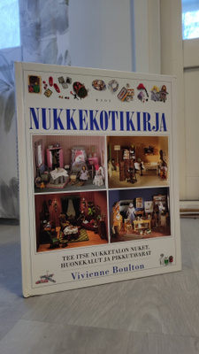 Vivienne Boulton: Nukkekotikirja
