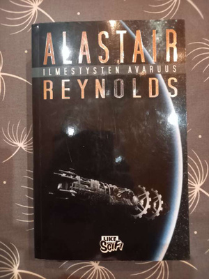 Alastair Reynolds: Ilmestysten avaruus, 1.p