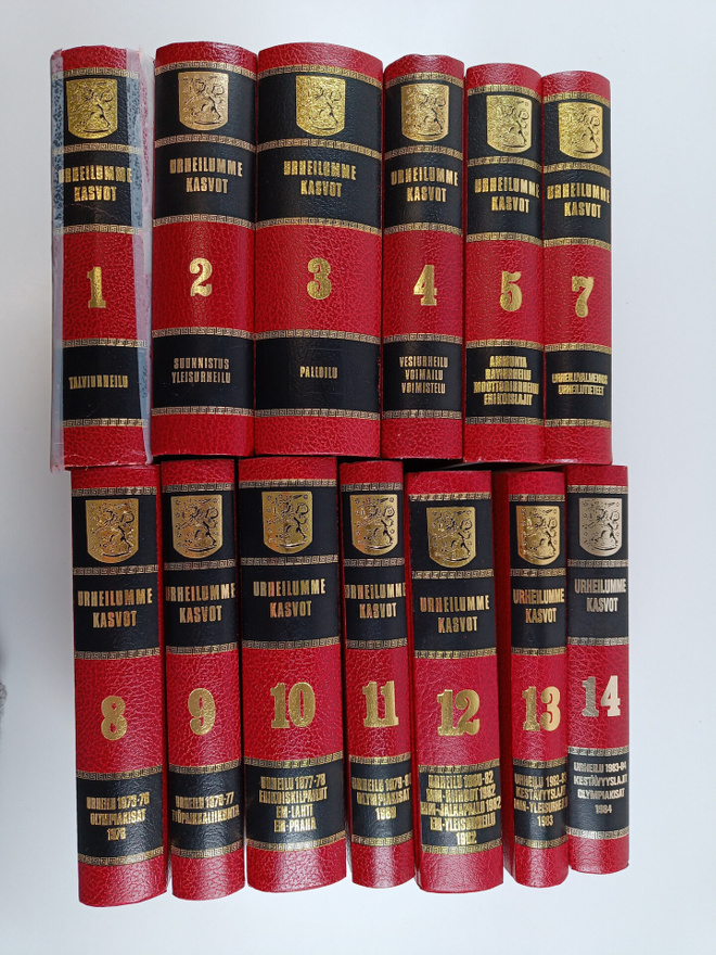 Urheilumme kasvot 1-13 (puuttuu no. 6)