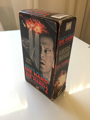 Die Hard VHS tuplapakkaus