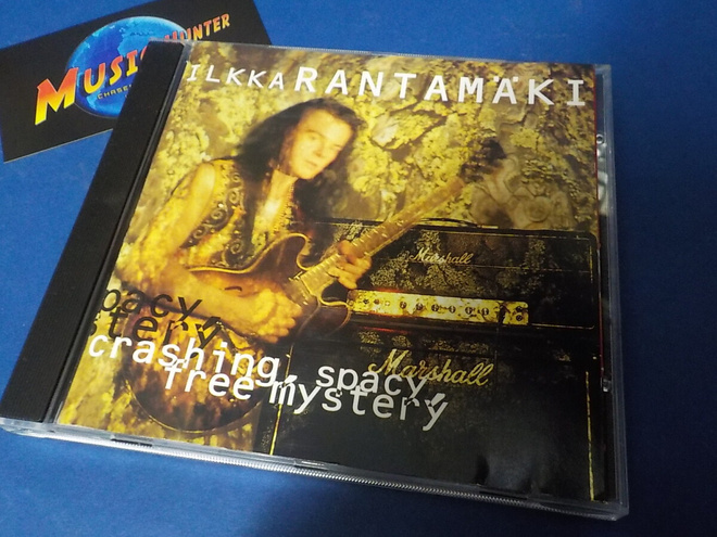 ILKKA RANTAMÄKI - CRASHING SPACY FREE MYSTERY CD NIMMARILLA