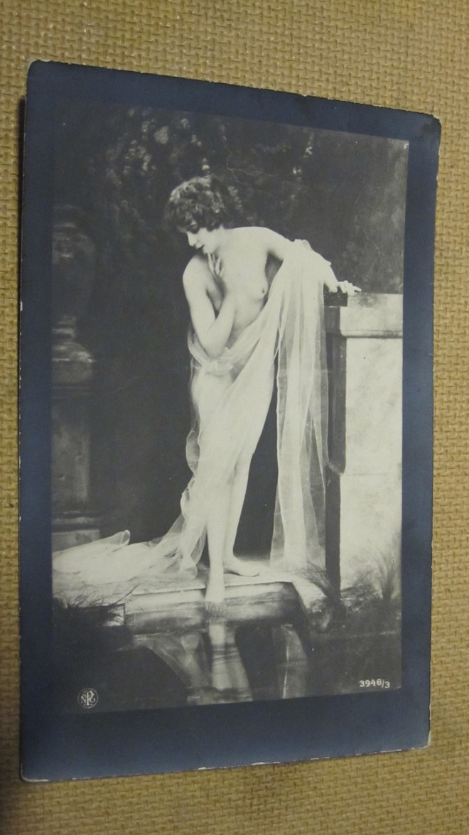 vintage pin-up postikortti - 1900-luku alku