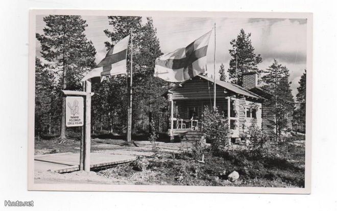 ROVANIEMI: Napapiiri, Suomen liput (mv)