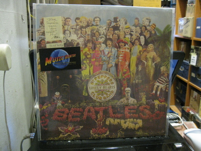 BEATLES - SGT. PEPPERS.. LP RARE AUSTRALIA END OF 70s M-/EX+