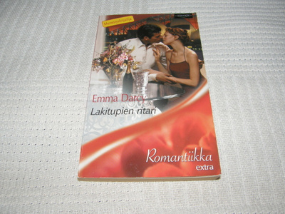 Emma Darcy Lakitupien ritari
