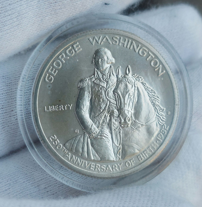 Hopea USA Half Dollar 1982 George Washington