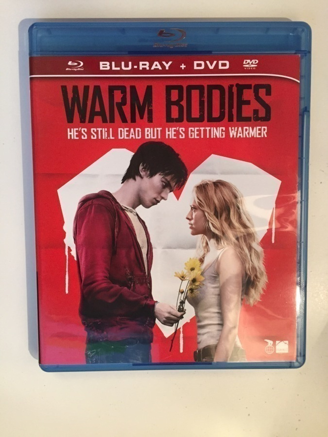 Warm Bodies (Blu-ray + DVD) kauhuromantiikkaa (2013)