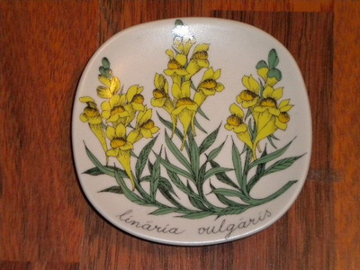 Arabia ESTERI TOMULA - Linaria Vulgaris seinälautanen