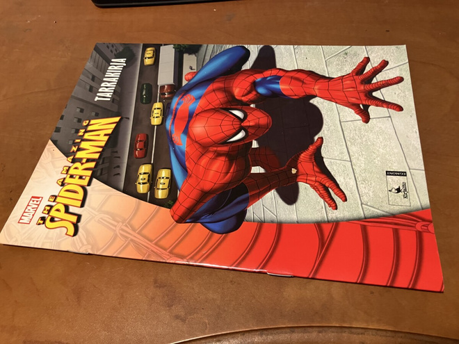 MARVEL SPIDER-MAN TARRAKIRJA HYVÄ