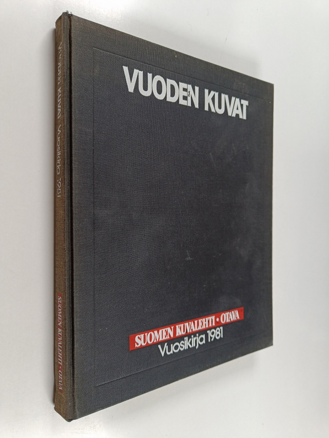 Kari (toim) Kyheröinen : Vuoden kuvat 1981 - Suomen kuval...