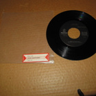 Jukka Kuoppamäki 7" Pieni mies/Hyvä on v.1971 - pikkukuva 1