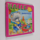 Nalle puutarhassa - pikkukuva 1