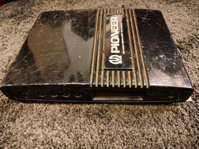 Pioneer GM4000 vahvistin.