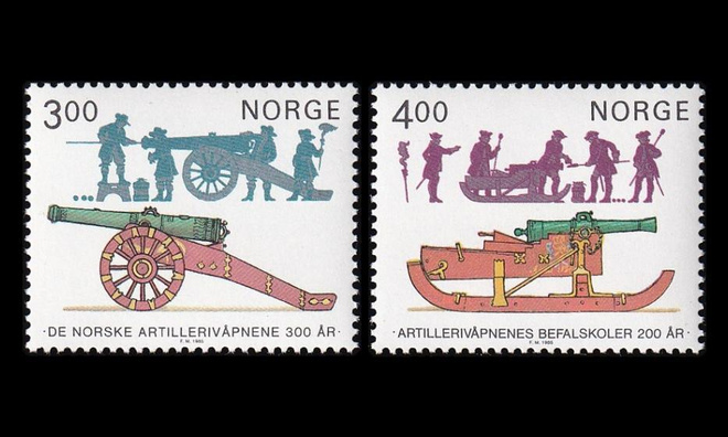 Norja 921-2 ** Tykistö 300v (1985)