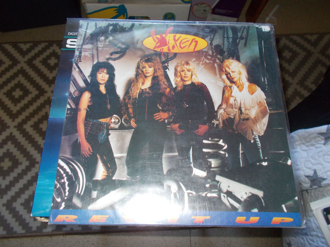 VINYYLI ALBUMI VIXEN ** REV IT UP **