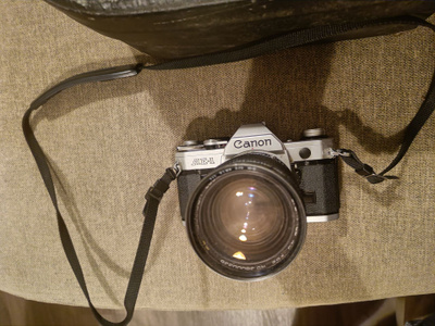 Canon AE-1 kamera