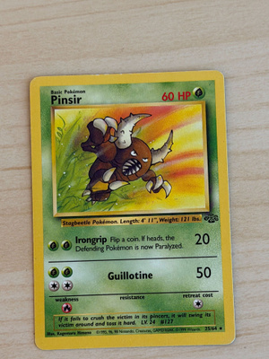 Pokemon Pinsir 25/64 Rare Jungle WOTC Vintage 1999