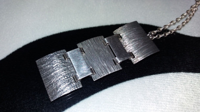 Desing Jalosepot Hopea riipus kaulakoru Jase 818H F7