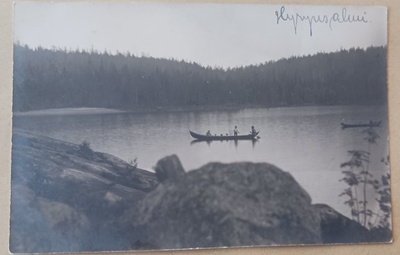 Hyrynsalmi, kalassa kahden veneellisen voimin, p. 1922