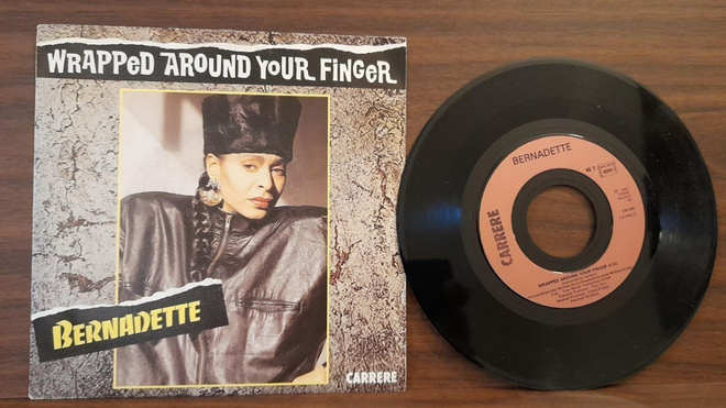 BERNADETTE Wrapped Around Your Finger 14114 Ranska 1987