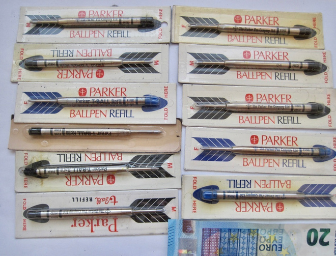11 VANHAA Kynän Mustesäiliötä Parker