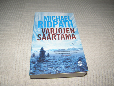 Michael Ridpath Varjojen saartama -pok