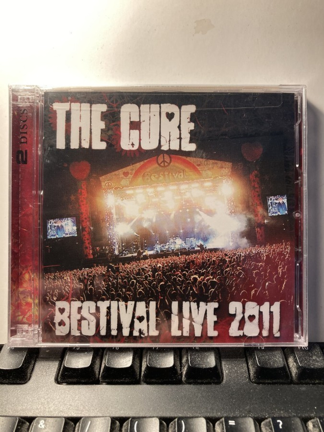THE CURE: Bestival Live 2011, CD x 2, muoveissa