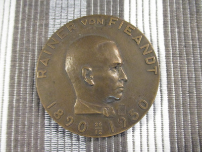 Rainer von Fieandt 1890-1950 mitali/Wäinö Aaltonen 1950.