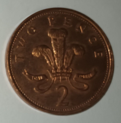 Iso-Britannia 2 p (two pence) 1994, 2 kuvaa