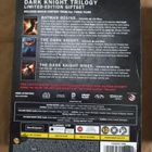 The Dark Knight Trilogy sekä kirja (DVD) (6 levyä) - pikkukuva 3