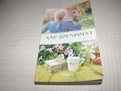 Anu Joenpolvi Poutaa ja perunankukkia -pok