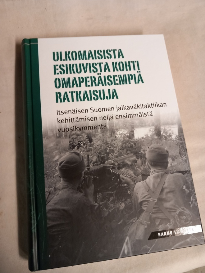 itsenäisen suomen jalkaväkitaktiian kehittäminen