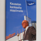 Kalevi Laalo : Kausalan kankaalta maailmalle - pikkukuva 1