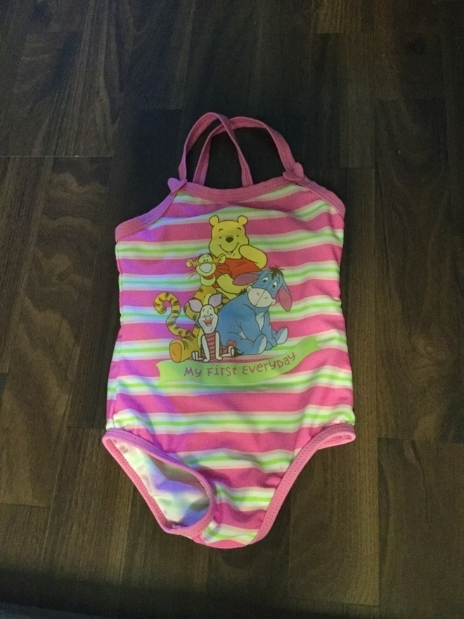 Tyttöjen Nalle Puh uimapuku koossa 74cm