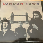 WINGS - London Town - pikkukuva 1