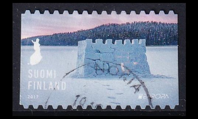 2458 o Europa lumilinna (2017)