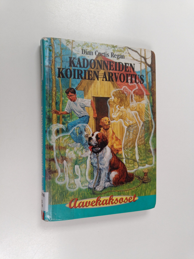 Dian Curtis Regan : Kadonneiden koirien arvoitus
